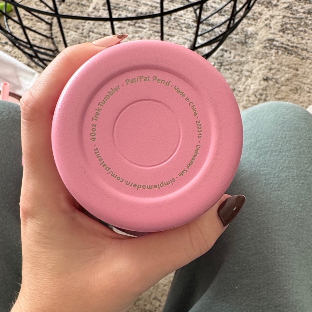 Pink Checkered Tumbler with Straw - Picture 3 of 3